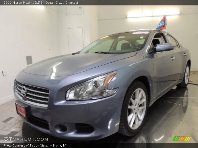 Ocean Gray / Charcoal 2011 Nissan Maxima 3.5 S