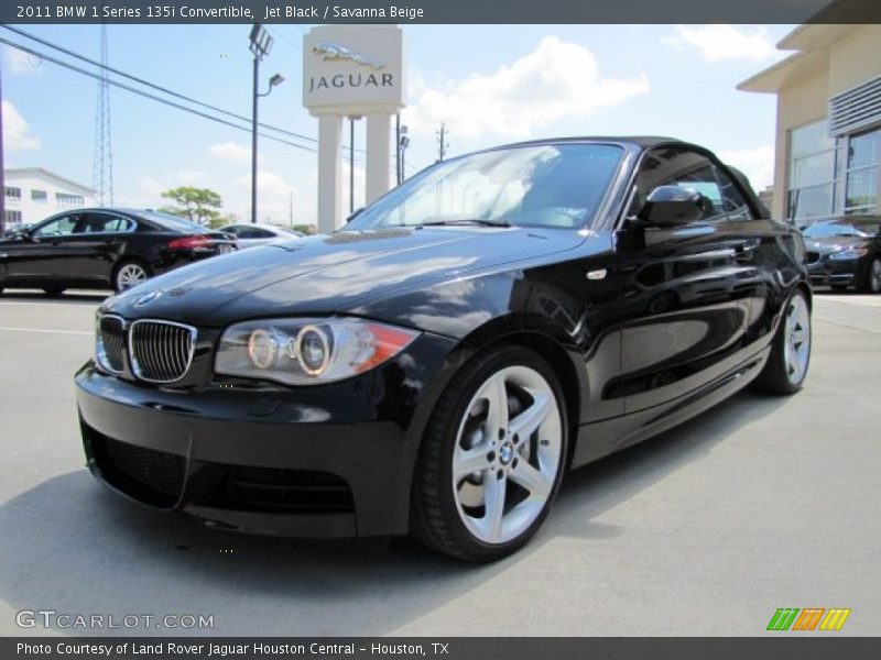 Front 3/4 View of 2011 1 Series 135i Convertible