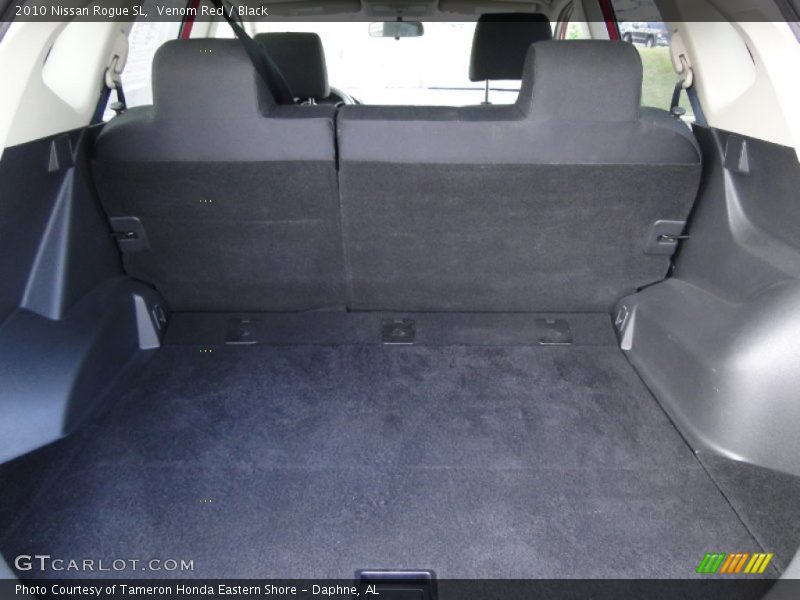  2010 Rogue SL Trunk