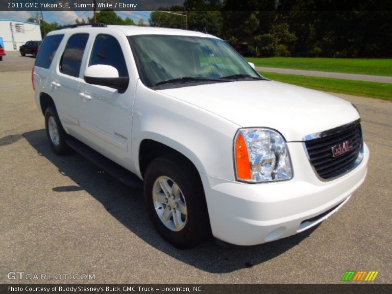 Summit White / Ebony 2011 GMC Yukon SLE