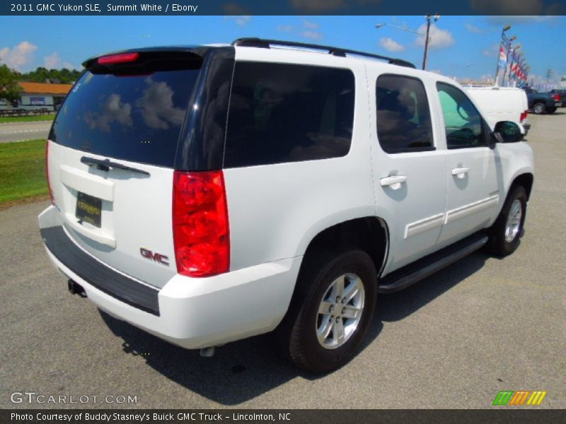 Summit White / Ebony 2011 GMC Yukon SLE