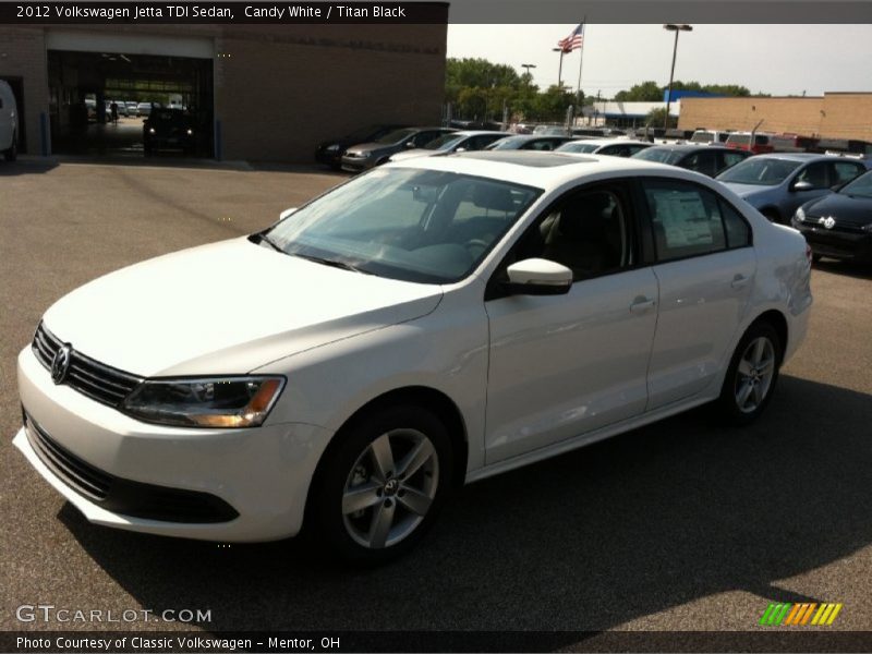 Candy White / Titan Black 2012 Volkswagen Jetta TDI Sedan