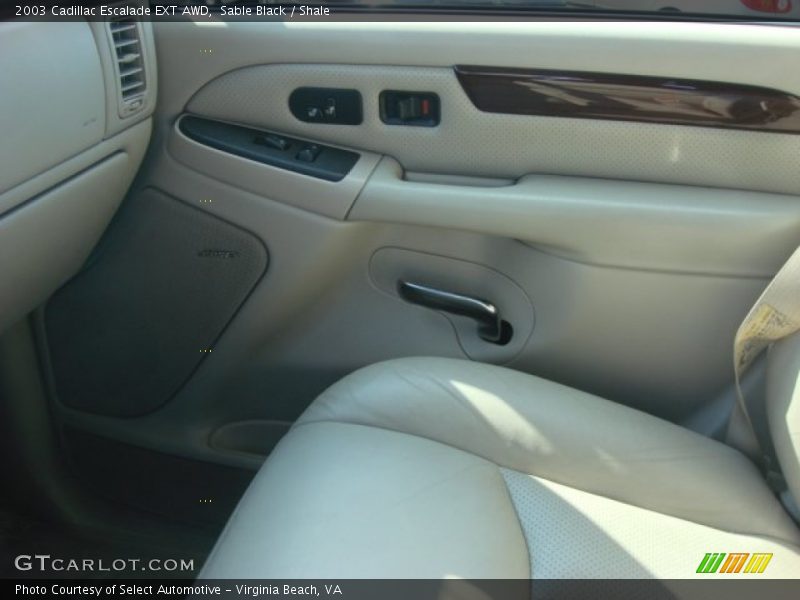 Sable Black / Shale 2003 Cadillac Escalade EXT AWD