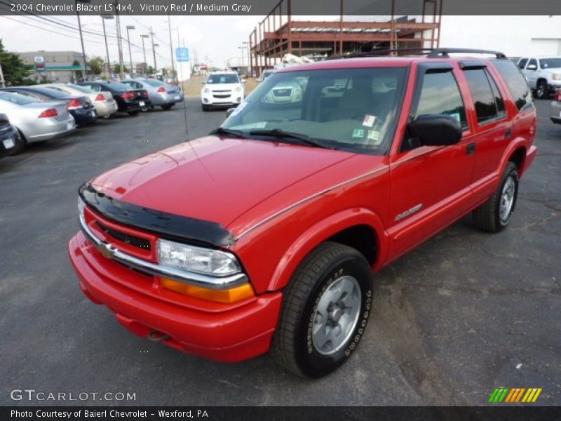 Victory Red / Medium Gray 2004 Chevrolet Blazer LS 4x4