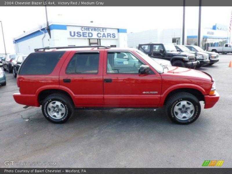 Victory Red / Medium Gray 2004 Chevrolet Blazer LS 4x4
