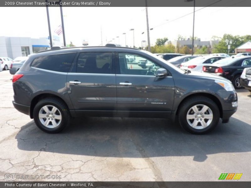 Cyber Gray Metallic / Ebony 2009 Chevrolet Traverse LT