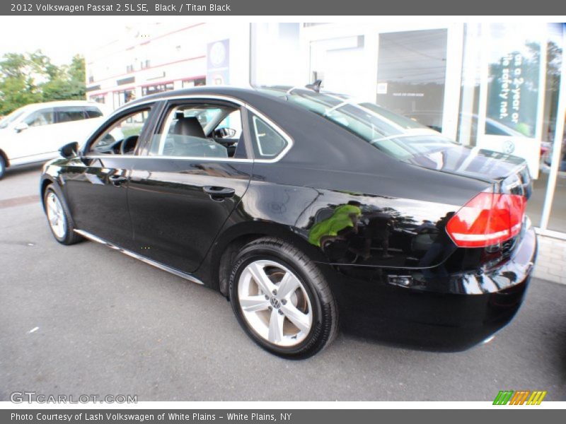 Black / Titan Black 2012 Volkswagen Passat 2.5L SE