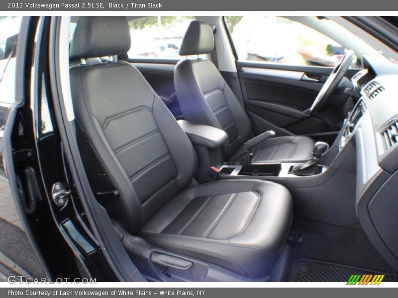 Black / Titan Black 2012 Volkswagen Passat 2.5L SE