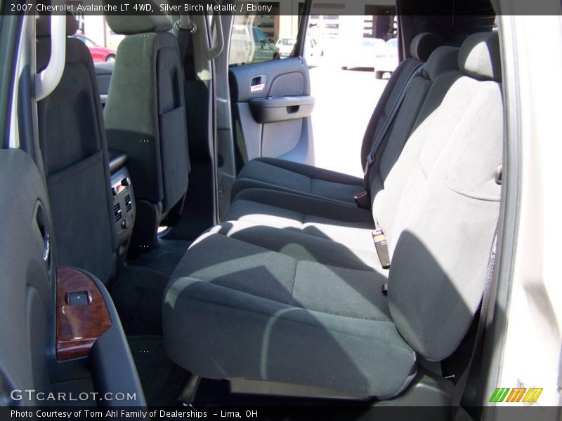 Silver Birch Metallic / Ebony 2007 Chevrolet Avalanche LT 4WD