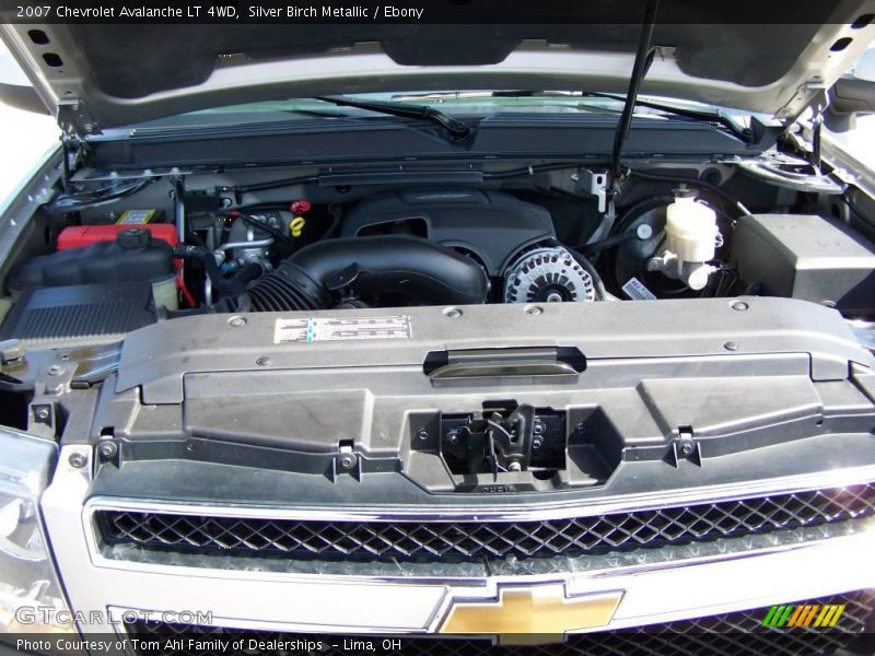 Silver Birch Metallic / Ebony 2007 Chevrolet Avalanche LT 4WD