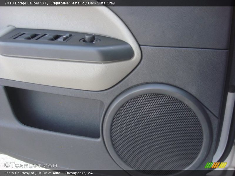 Bright Silver Metallic / Dark Slate Gray 2010 Dodge Caliber SXT