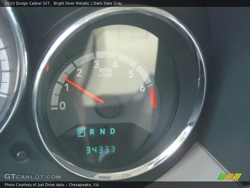 Bright Silver Metallic / Dark Slate Gray 2010 Dodge Caliber SXT