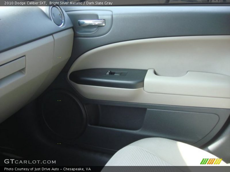 Bright Silver Metallic / Dark Slate Gray 2010 Dodge Caliber SXT