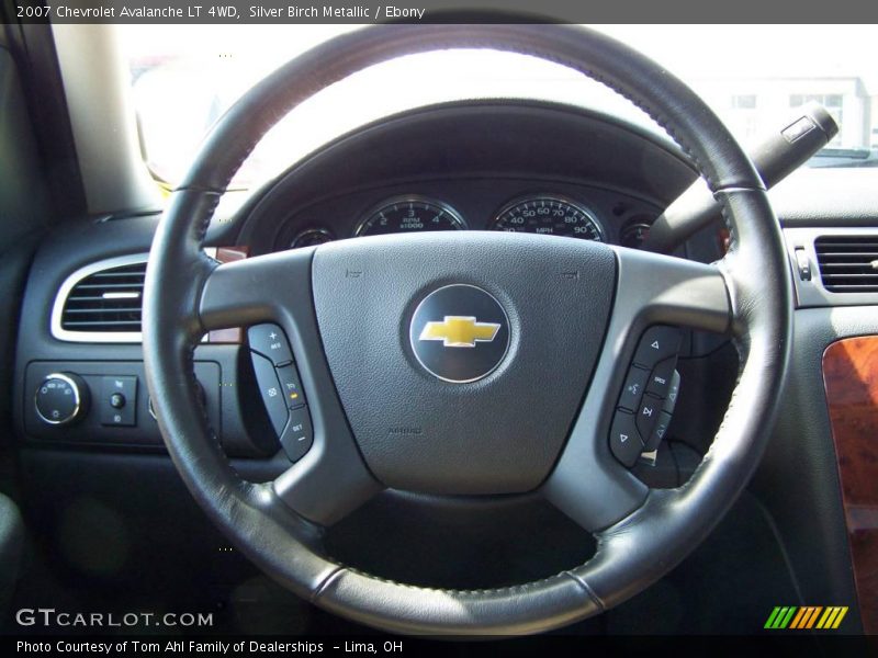 Silver Birch Metallic / Ebony 2007 Chevrolet Avalanche LT 4WD