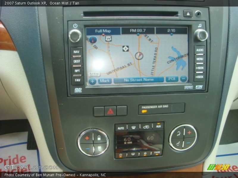 Ocean Mist / Tan 2007 Saturn Outlook XR