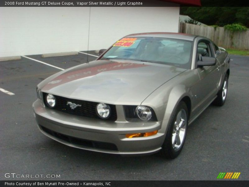 Vapor Silver Metallic / Light Graphite 2008 Ford Mustang GT Deluxe Coupe