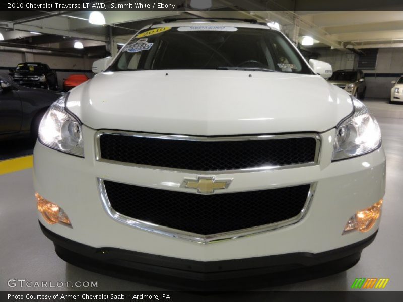 Summit White / Ebony 2010 Chevrolet Traverse LT AWD