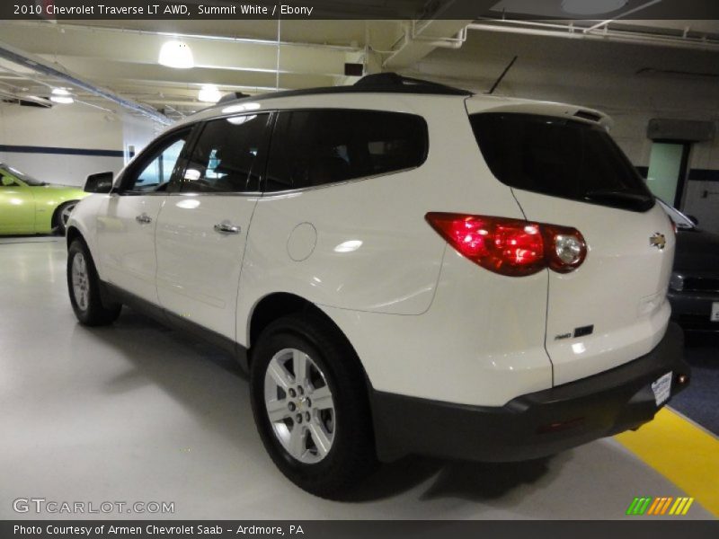Summit White / Ebony 2010 Chevrolet Traverse LT AWD