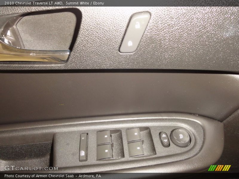 Summit White / Ebony 2010 Chevrolet Traverse LT AWD