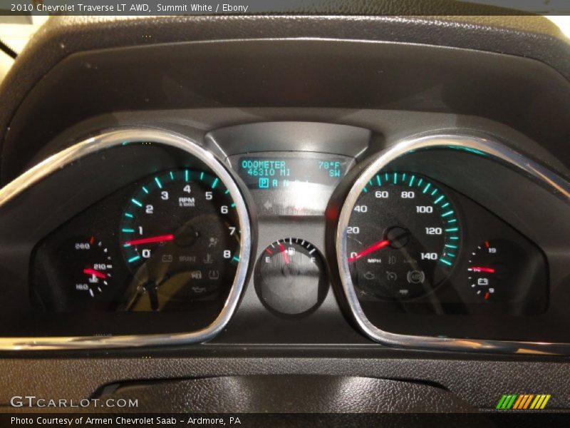 Summit White / Ebony 2010 Chevrolet Traverse LT AWD