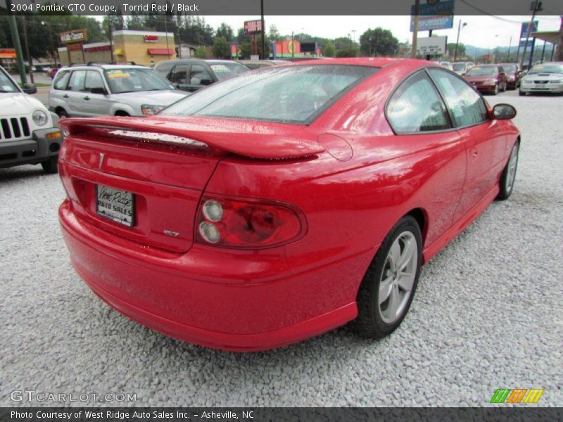 Torrid Red / Black 2004 Pontiac GTO Coupe