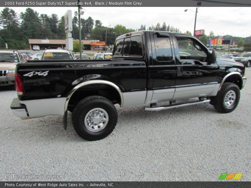 Black / Medium Flint Grey 2003 Ford F250 Super Duty XLT SuperCab 4x4