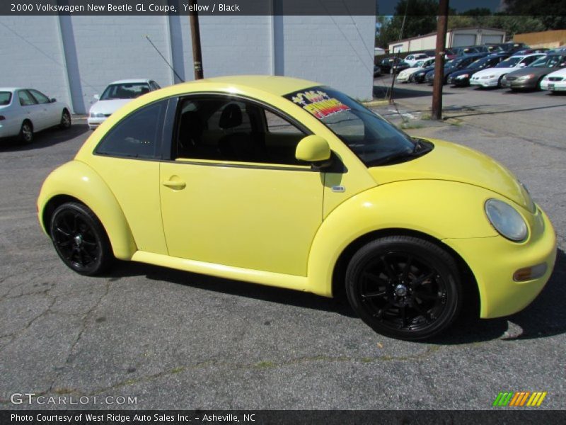Yellow / Black 2000 Volkswagen New Beetle GL Coupe