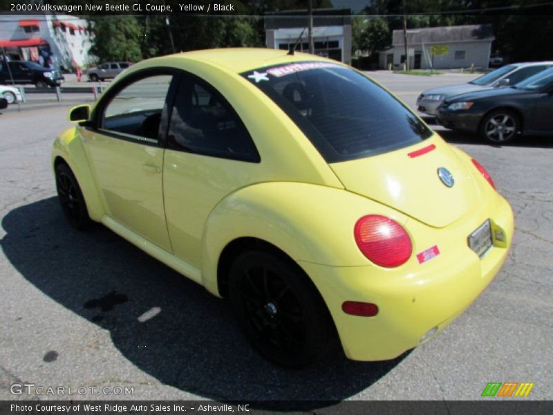Yellow / Black 2000 Volkswagen New Beetle GL Coupe
