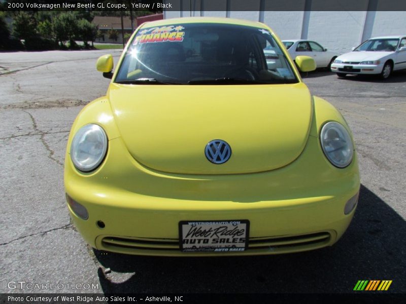 Yellow / Black 2000 Volkswagen New Beetle GL Coupe