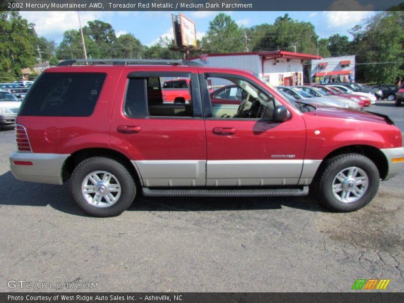 Toreador Red Metallic / Medium Dark Parchment 2002 Mercury Mountaineer AWD