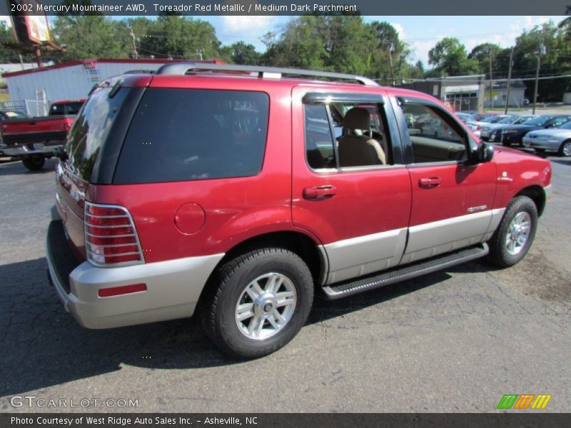 Toreador Red Metallic / Medium Dark Parchment 2002 Mercury Mountaineer AWD