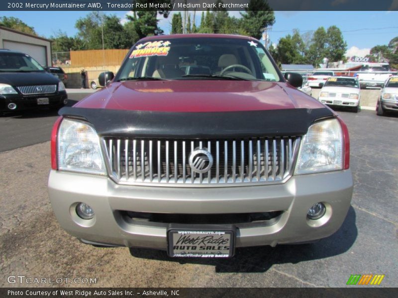 Toreador Red Metallic / Medium Dark Parchment 2002 Mercury Mountaineer AWD