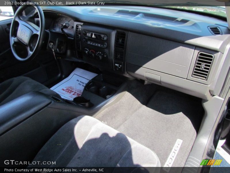 Black / Dark Slate Gray 2002 Dodge Dakota SXT Club Cab