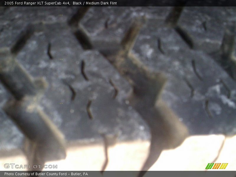 Black / Medium Dark Flint 2005 Ford Ranger XLT SuperCab 4x4