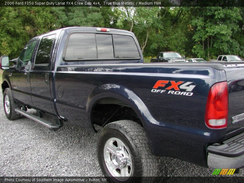 True Blue Metallic / Medium Flint 2006 Ford F350 Super Duty Lariat FX4 Crew Cab 4x4