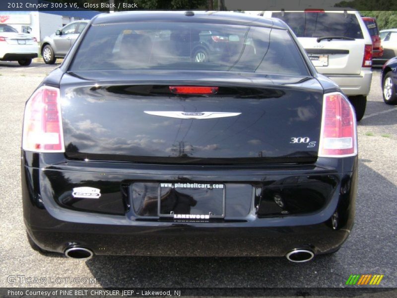Gloss Black / Black 2012 Chrysler 300 S V6