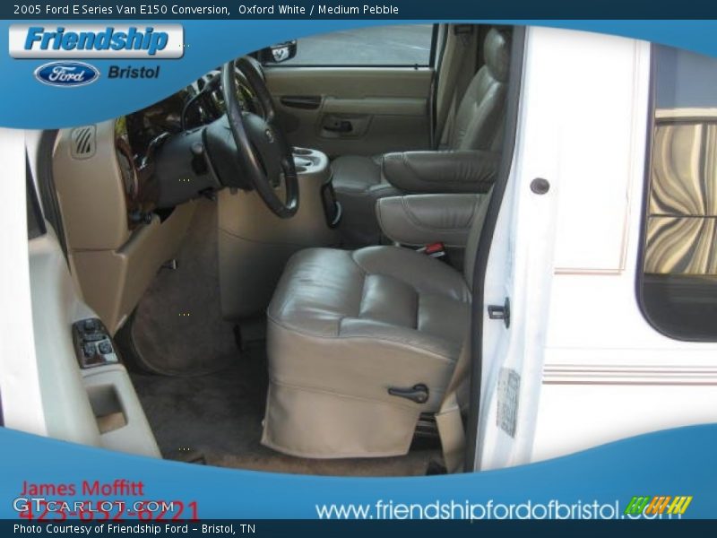 Oxford White / Medium Pebble 2005 Ford E Series Van E150 Conversion