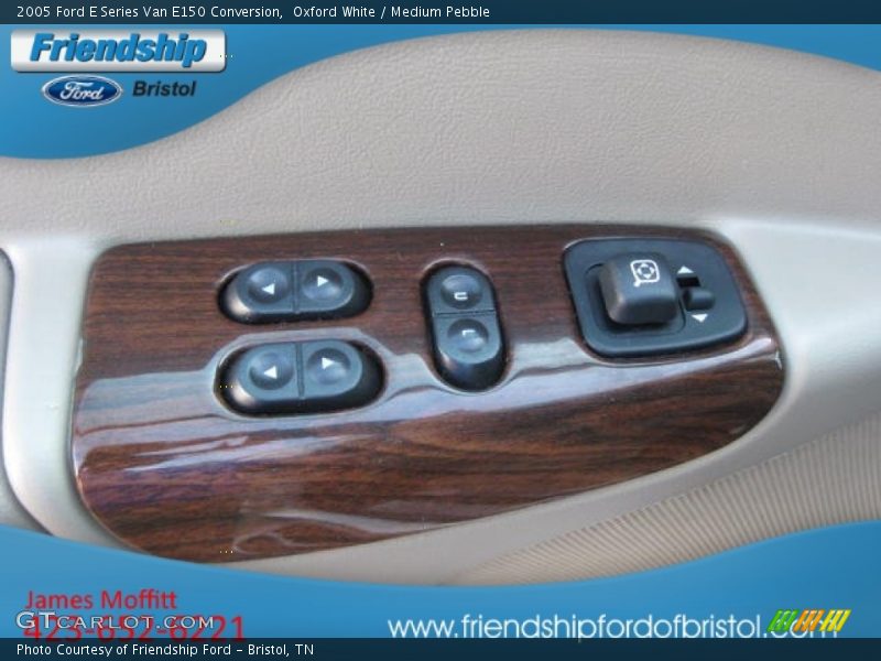Oxford White / Medium Pebble 2005 Ford E Series Van E150 Conversion