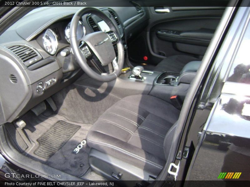 Gloss Black / Black 2012 Chrysler 300 S V6