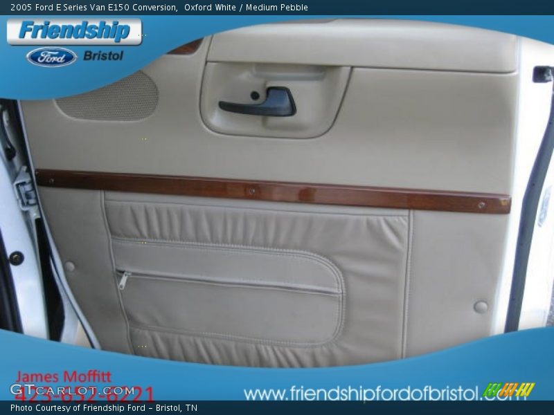 Oxford White / Medium Pebble 2005 Ford E Series Van E150 Conversion