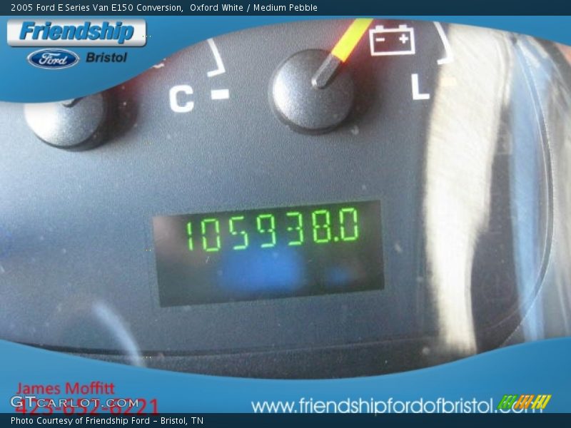 Oxford White / Medium Pebble 2005 Ford E Series Van E150 Conversion