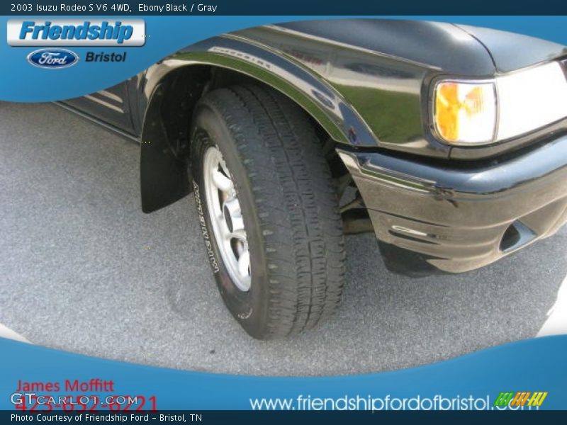 Ebony Black / Gray 2003 Isuzu Rodeo S V6 4WD