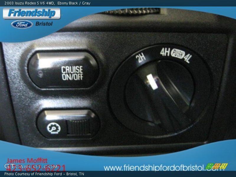 Ebony Black / Gray 2003 Isuzu Rodeo S V6 4WD