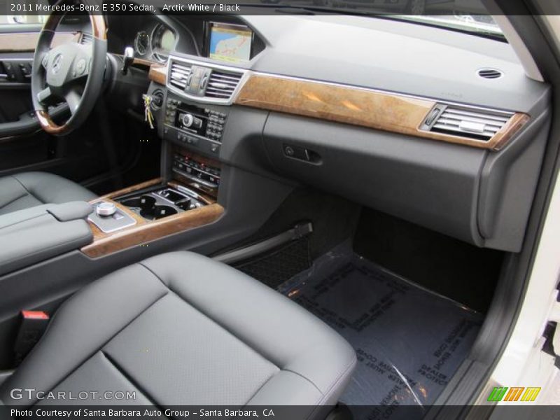Arctic White / Black 2011 Mercedes-Benz E 350 Sedan
