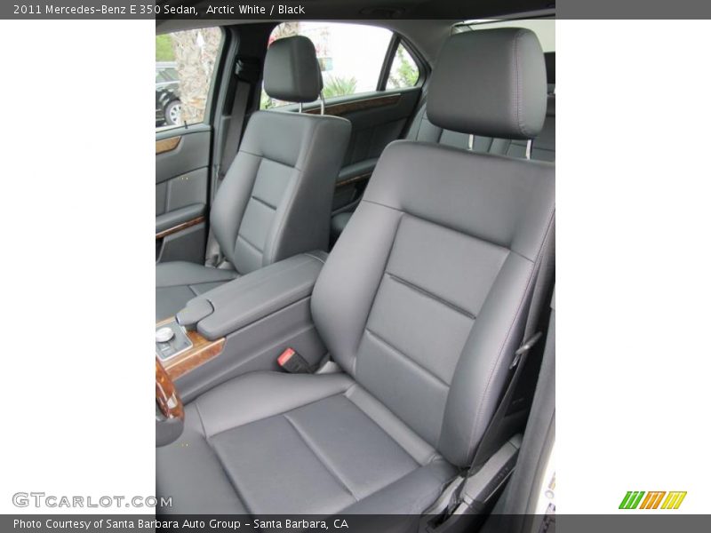 Arctic White / Black 2011 Mercedes-Benz E 350 Sedan