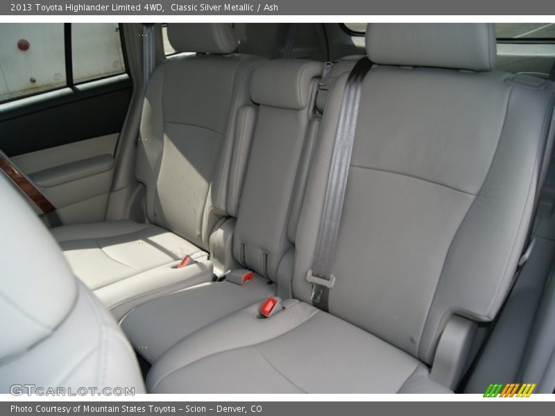 Classic Silver Metallic / Ash 2013 Toyota Highlander Limited 4WD