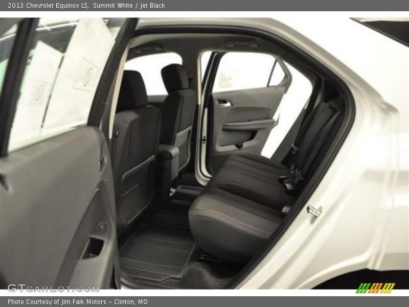 Summit White / Jet Black 2013 Chevrolet Equinox LS