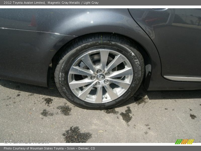 Magnetic Gray Metallic / Light Gray 2012 Toyota Avalon Limited
