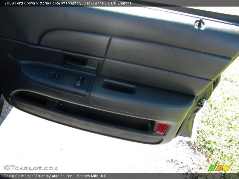 Black/White / Dark Charcoal 2009 Ford Crown Victoria Police Interceptor