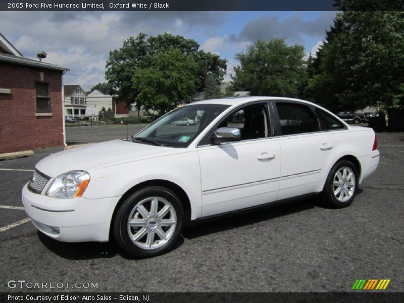 Oxford White / Black 2005 Ford Five Hundred Limited